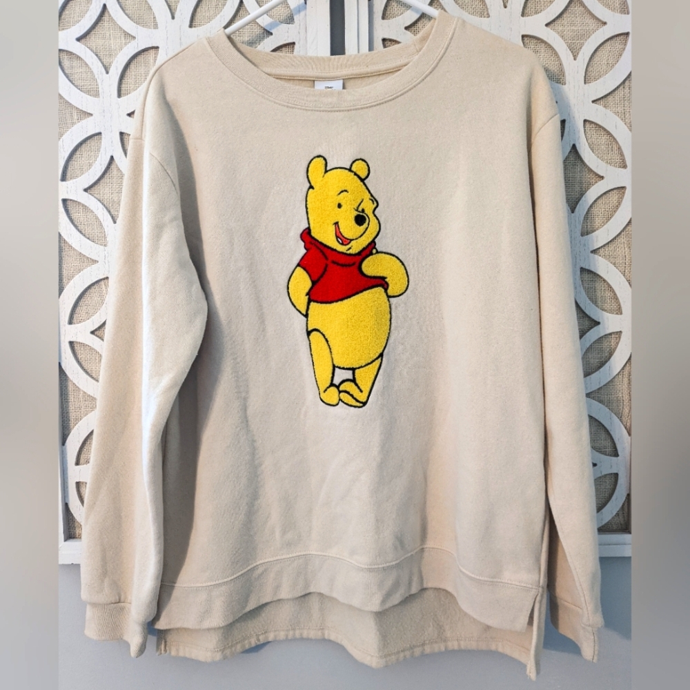 Disney Winnie the Pooh crewneck sweatshirt XL